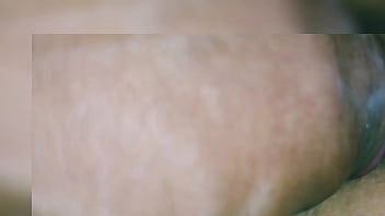 Nena delicada es penetrada en cuantro