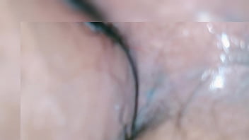 Nena delicada es penetrada en cuantro