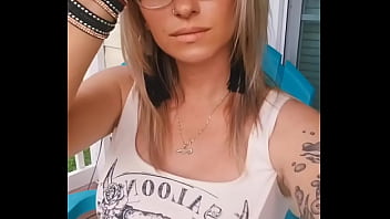 Mallory knoxx panty flash