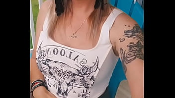 Mallory knoxx panty flash