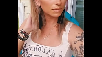 Mallory knoxx panty flash