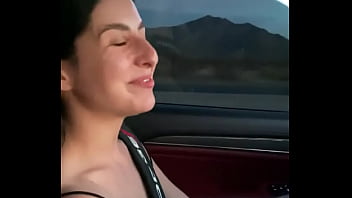 This chick knows how to drive and fuck️️️