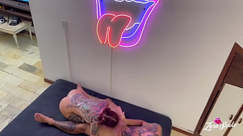 Camera de segurança flagra casal transando