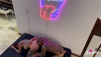 Camera de segurança flagra casal transando