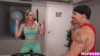 Confident gym babe seduces her personal trainer Confident gym babe seduces her personal trainer
