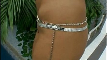 Adorable latina feels black studs hard cock entering her pussy and givin