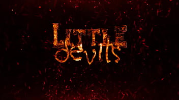 Loira rabuda que tesão foder o cuzinho dessa puta safada