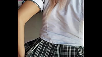 Las chicas de colegio son las mas putas Las chicas de colegio son las mas putas