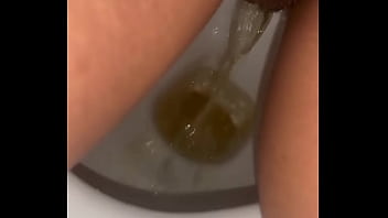 Rt peeprincess3 one of my mates nearly saw this in my camera roll oops #pee #piss #nsfw