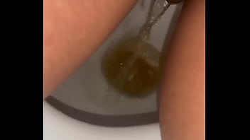 Rt peeprincess3 one of my mates nearly saw this in my camera roll oops #pee #piss #nsfw