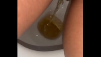 Rt peeprincess3 one of my mates nearly saw this in my camera roll oops #pee #piss #nsfw