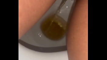 Rt peeprincess3 one of my mates nearly saw this in my camera roll oops #pee #piss #nsfw