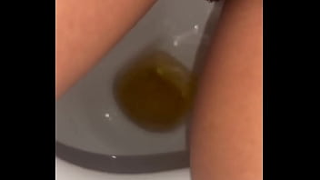Rt peeprincess3 one of my mates nearly saw this in my camera roll oops #pee #piss #nsfw