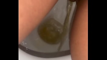 Rt peeprincess3 one of my mates nearly saw this in my camera roll oops #pee #piss #nsfw