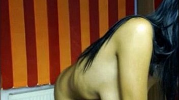 Brunette with perfect tits dances in her camshow