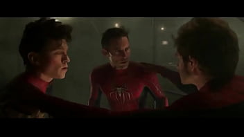 Balanceo de los tres spiderman