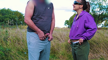 A stranger with a perfect ass caught a guy jerking off outdoors and fucked him