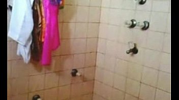 Hot sexy desi girl shower