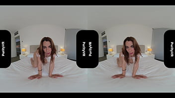 I'm banging this slut during my work break