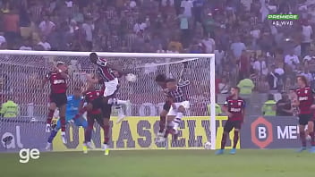Futebol flamengo gabigol comendo fluminense
