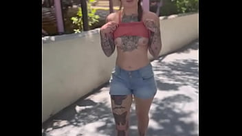 Sneaking flashes everywhere ️