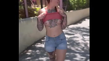 Sneaking flashes everywhere ️