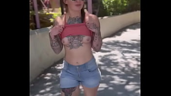 Sneaking flashes everywhere ️