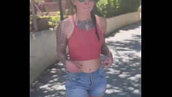 Sneaking flashes everywhere ️