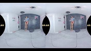 Virtualpee hot babe gets drenched in her tasty pee