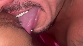 10 minutos chupando essa buceta mais linda do site