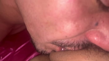 10 minutos chupando essa buceta mais linda do site