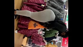 Booty in grey leggings