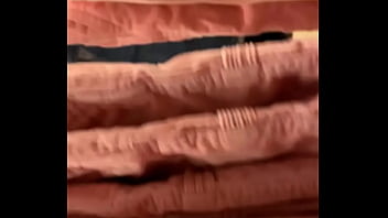 Booty in grey leggings