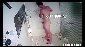 Bbb Argentina Participante Bateu Uma No Banho thumbnail