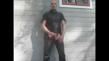 Kinky Gay Juha Masturbates thumbnail