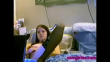 Cute teen masturbates web cam