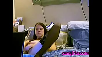 Cute teen masturbates web cam