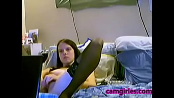 Cute teen masturbates web cam