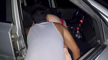 Casada entrou no pau no meio do mato