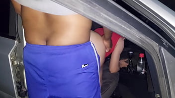 Casada entrou no pau no meio do mato