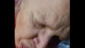 Sexy mature throbbin the knob