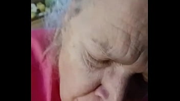 Sexy mature throbbin the knob