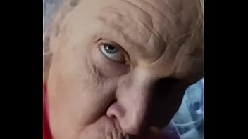 Sexy mature throbbin the knob