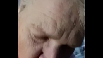 Sexy mature throbbin the knob