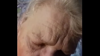 Sexy mature throbbin the knob