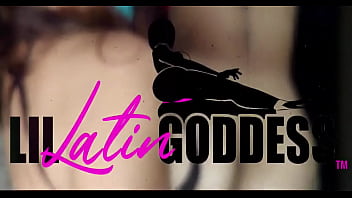 Bombshell juicy latina fire