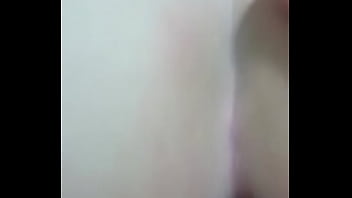 Namorada gostosa sentando de quatro sem camisinha