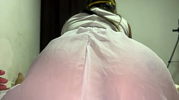 Hallowen día de brujas chica disfrazada de artemisa diosa del amor obtiene la polla de un desconocido a cambio de unos dulces