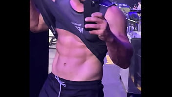 Treino pago logo irei sortear algum fã para treinar comigo você toparia tem que ser vip o sorteio vai ser por lá ent