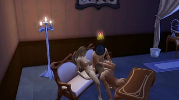 Вдвоём поимели одну шалаву на диванчике